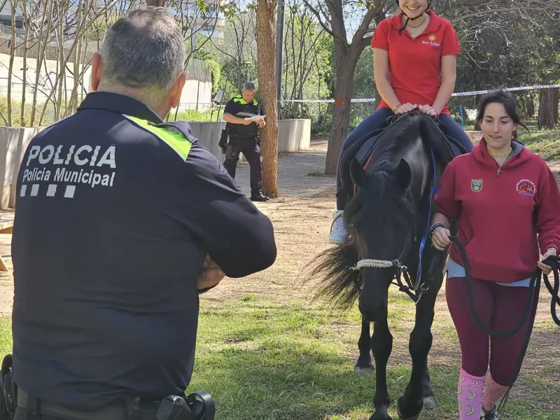 TALLER CON POLICIA LOCAL 